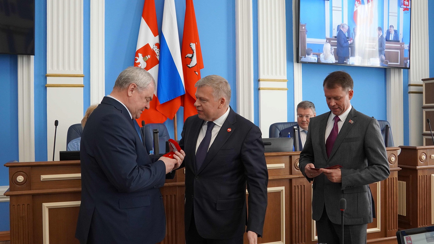 Генерального директора АО «УНИИКМ» наградили Почетным знаком за заслуги перед городом Пермь